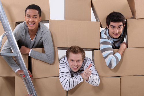 House movers planning a residential move in Roehampton